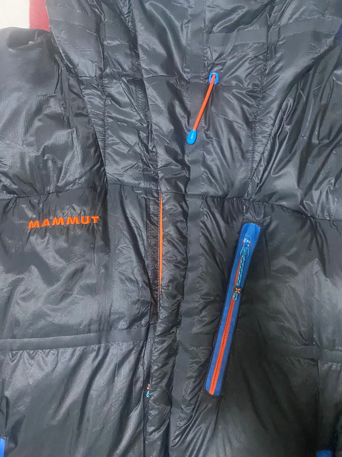 마무트 아이거요흐 구스다운 상품이미지2