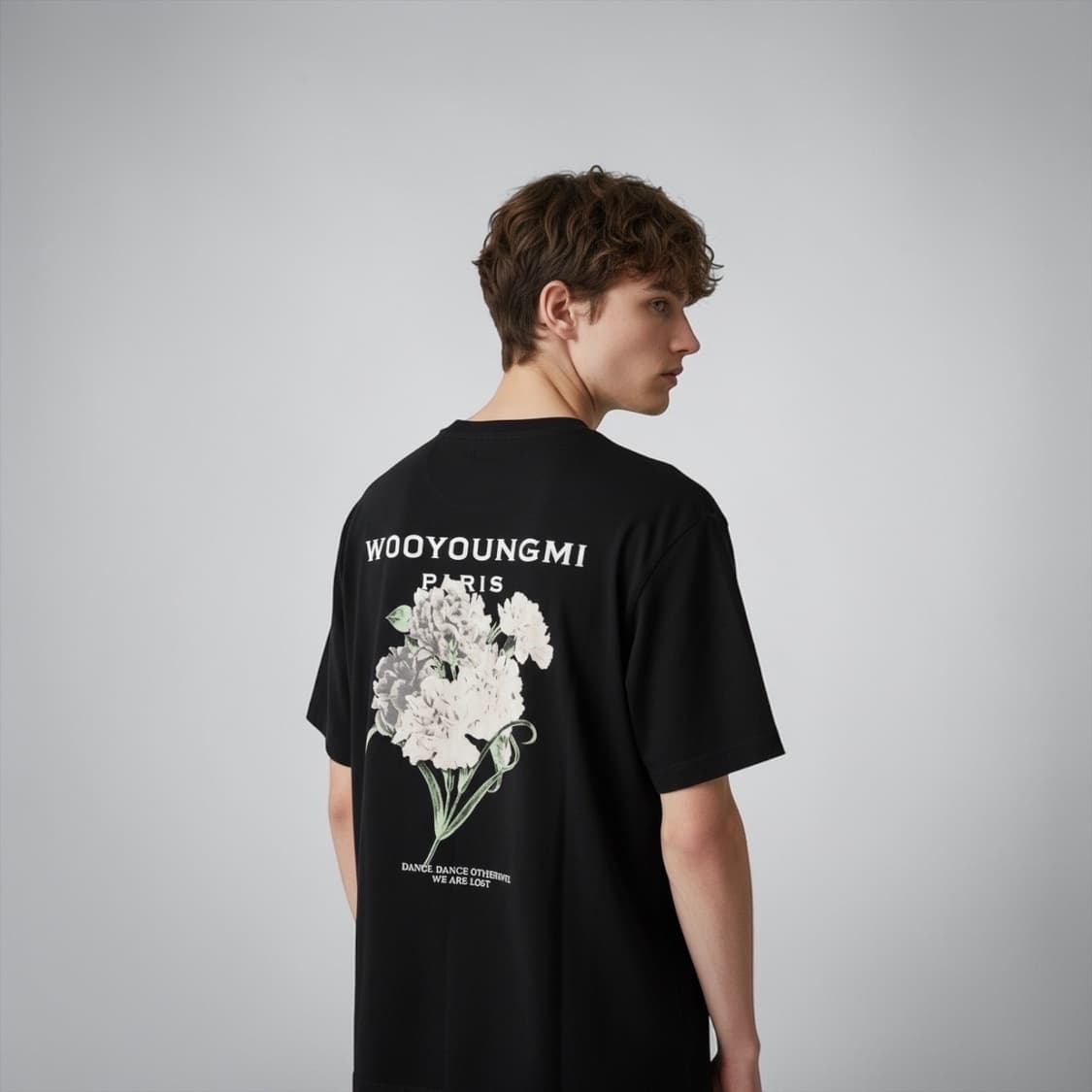 48/ 우영미 21SS 국화 백프린팅 라운드 반팔 상품이미지1