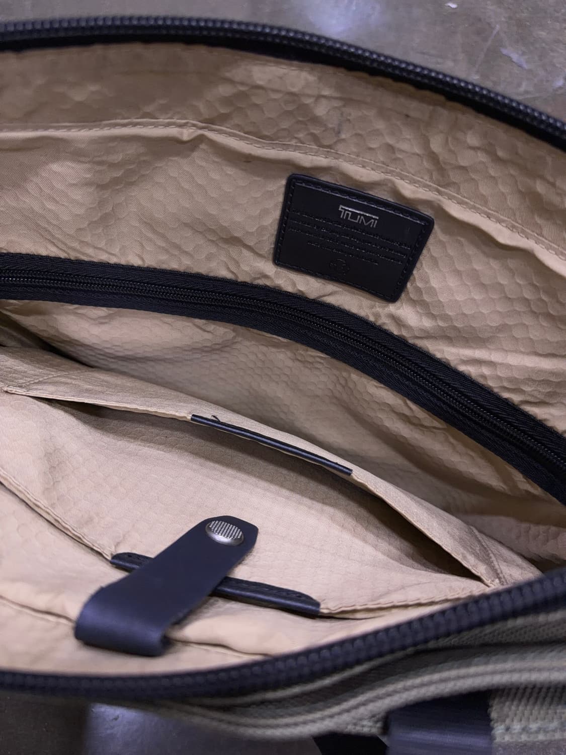 TUMI 투미 알파 브라보 리에주 토트백 상품이미지10