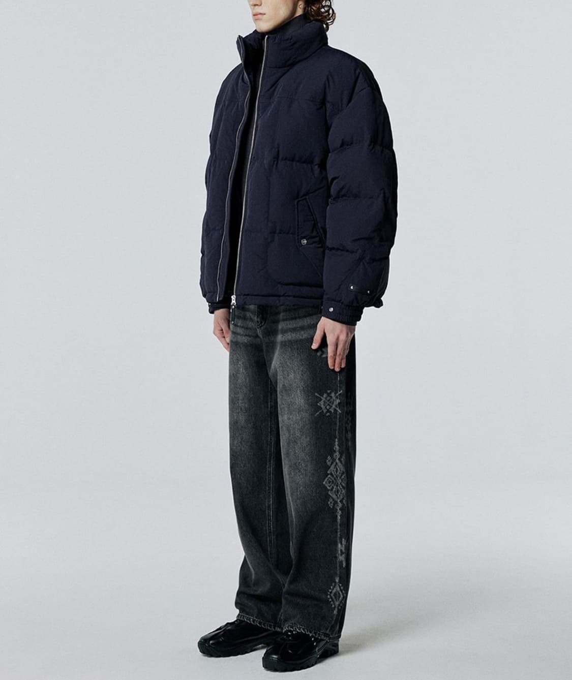 새상품(S)비바스튜디오 나일론 푸퍼 덕다운 숏패딩 네이비 상품이미지4