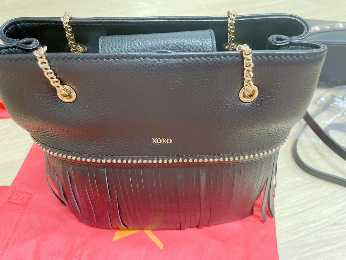[새상품] XOXO 태슬 장식 소가죽 크로스백 넘나 예쁨 상품이미지4