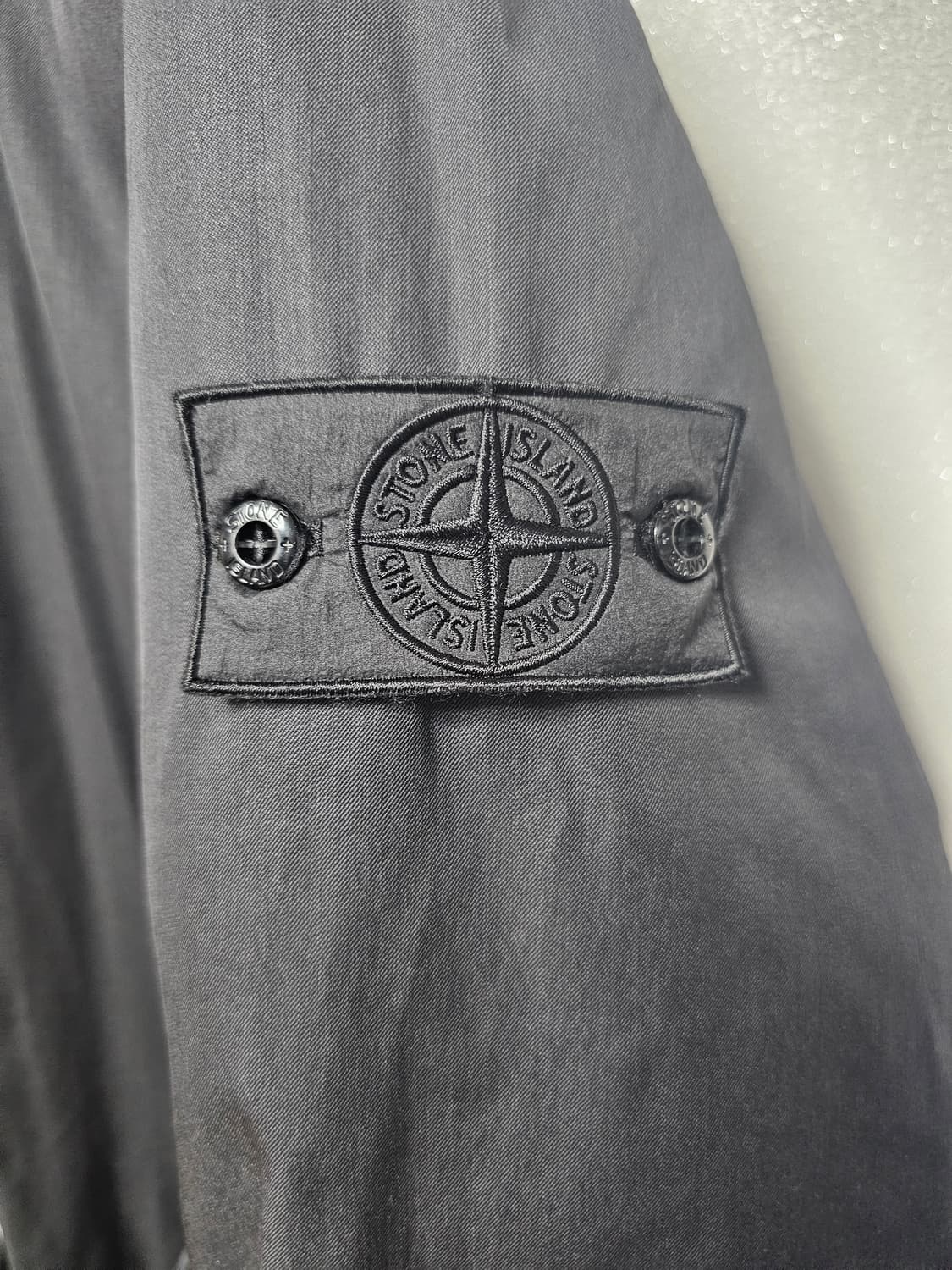 스톤아일랜드 쉐도우 프로젝트 피쉬테일 다운 패딩 상품이미지4