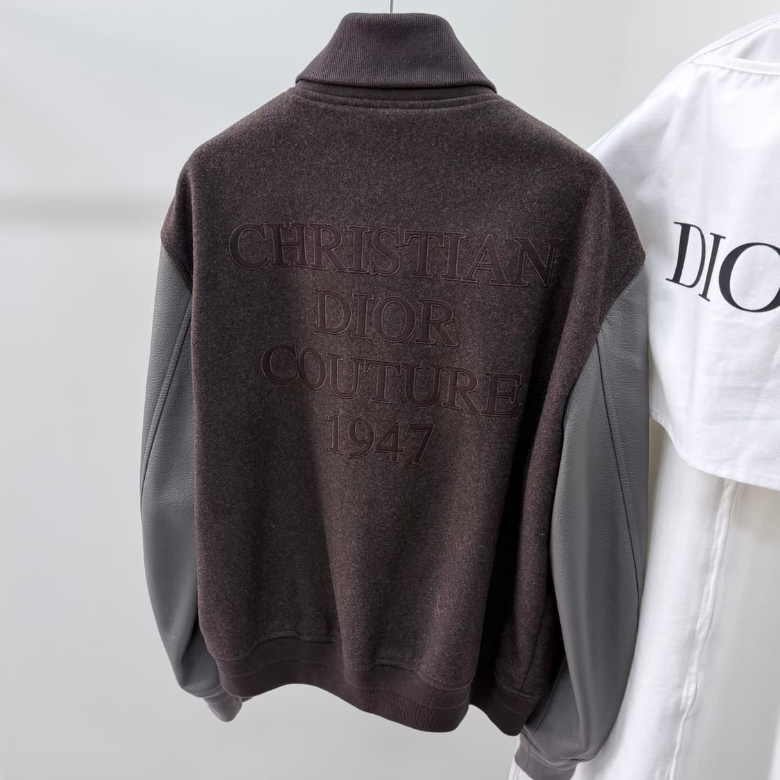[S+급/52] 디올 1947 레터링 스타디움 바시티 자켓 풀구성 상품이미지3