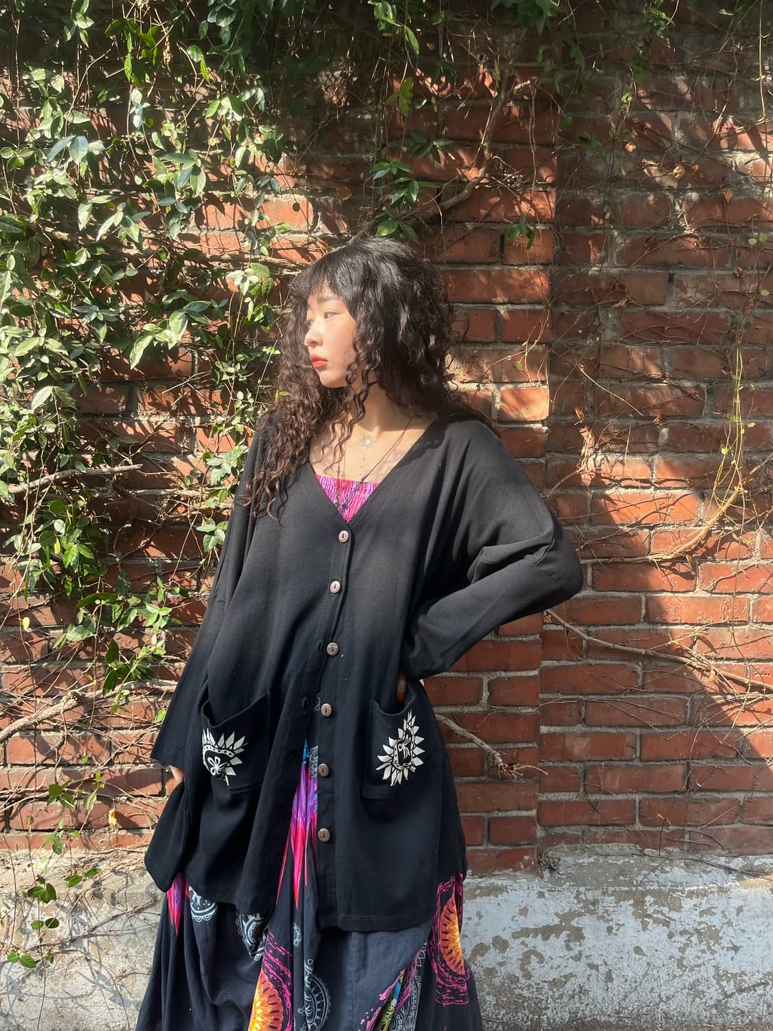 히피 문양 포인트 블랙 가디건 상품이미지3