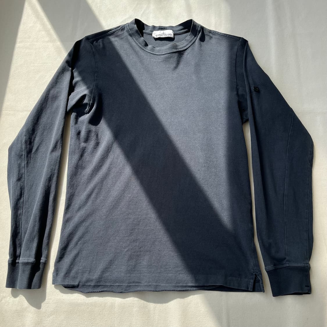 스톤아일랜드 가먼트다잉 미니멀 롱 슬리브 상품이미지1