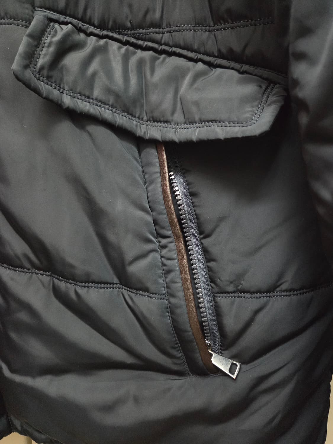 발망 가죽 트리밍 패딩 점퍼 상품이미지6