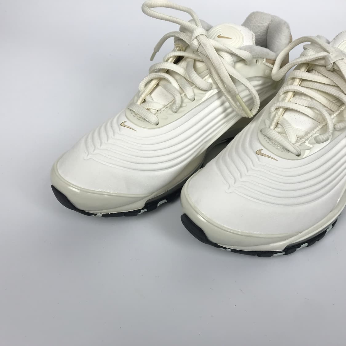 나이키 에어 맥스 디럭스 SE 세일 신발 운동화 여성235 상품이미지2