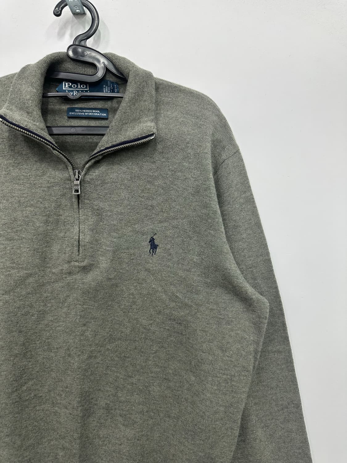 폴로 그레이 니트 반집업  상품이미지3