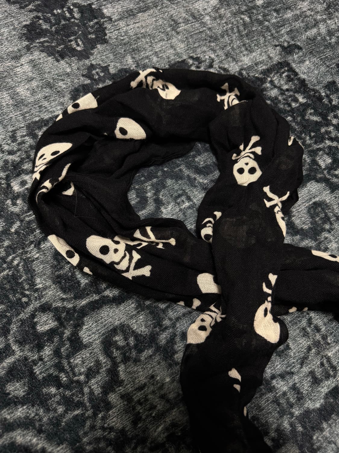 Unknown skull pattern muffler  상품이미지3