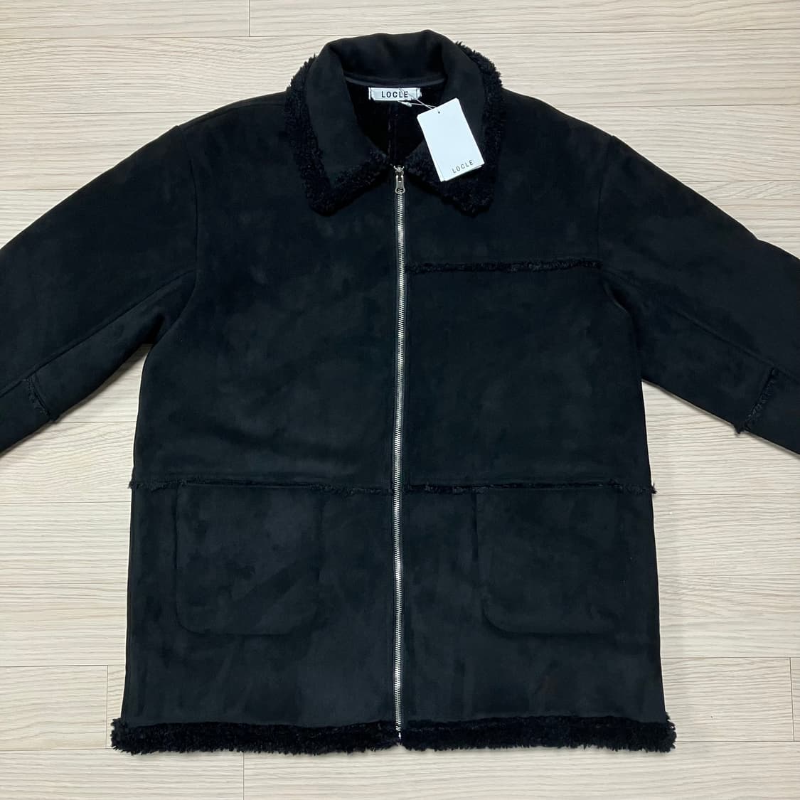 [새상품] 로우클래식 로클 리버서블 무스탕 블랙 상품이미지2