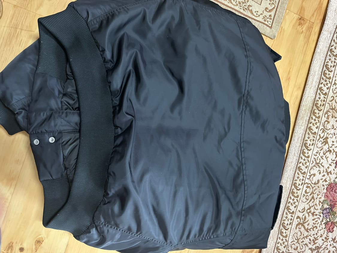 엔타이어스튜디오 봄버 상품이미지2