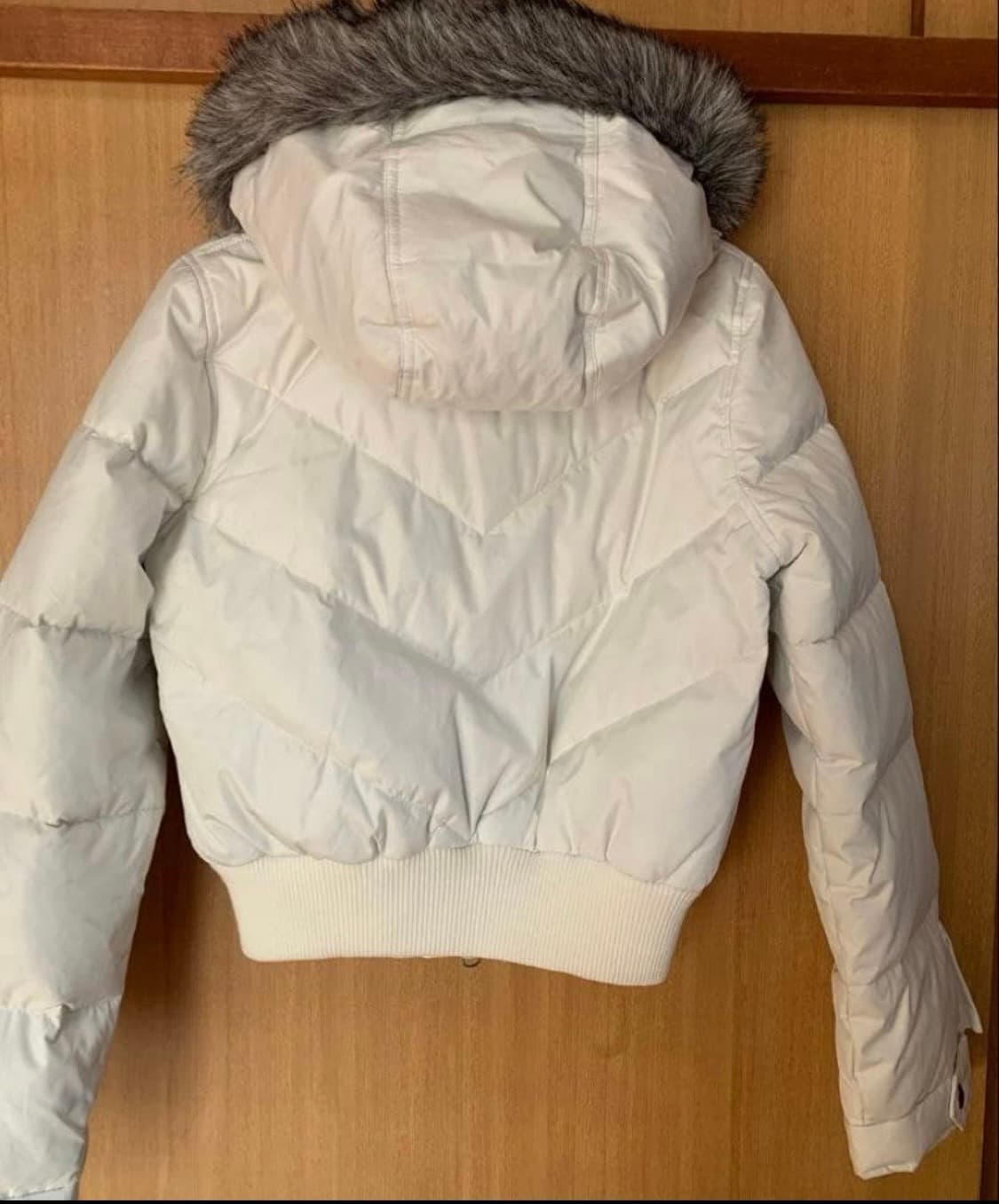 유일매물)아베크롬비 핑크순록 울프죠 퍼 패딩 상품이미지5