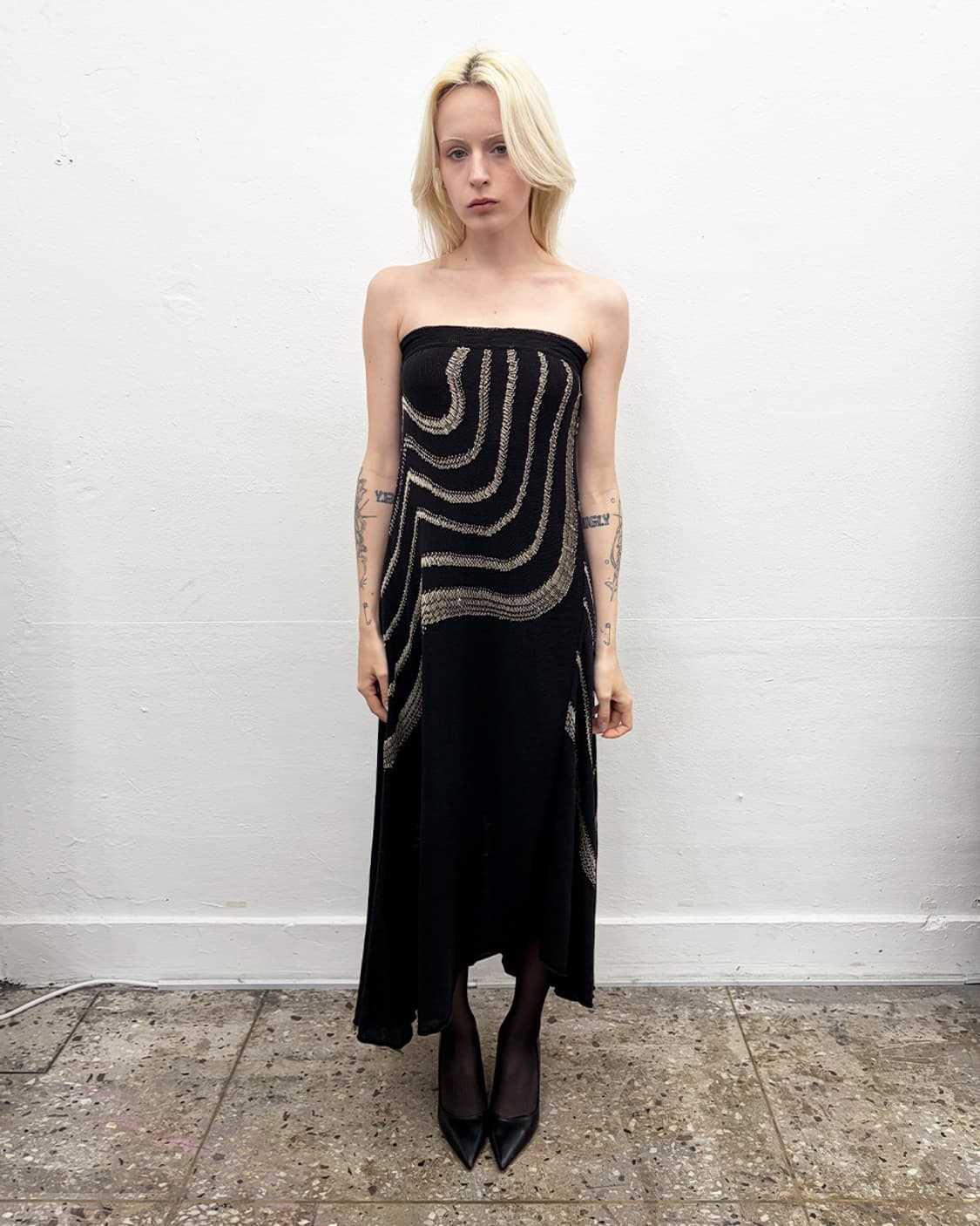 르코팽 웨이브 자카드 튜브 드레스 상품이미지1