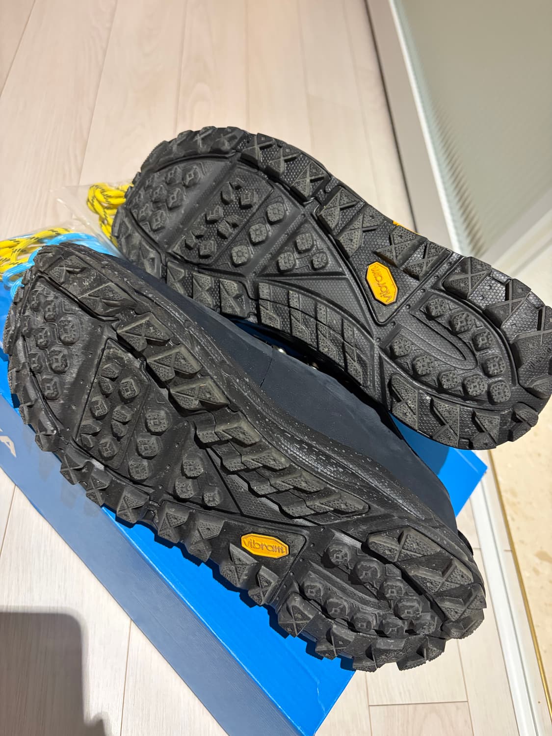 호카 토르 서밋 280사이즈 us10 판매합니다 상품이미지5