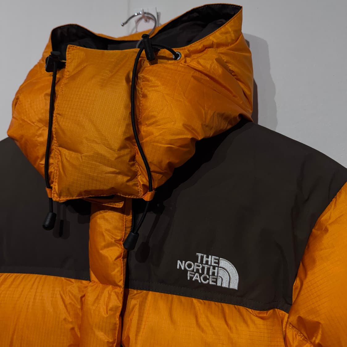 노스페이스 화이트라벨 구스패딩 80(s) 상품이미지3