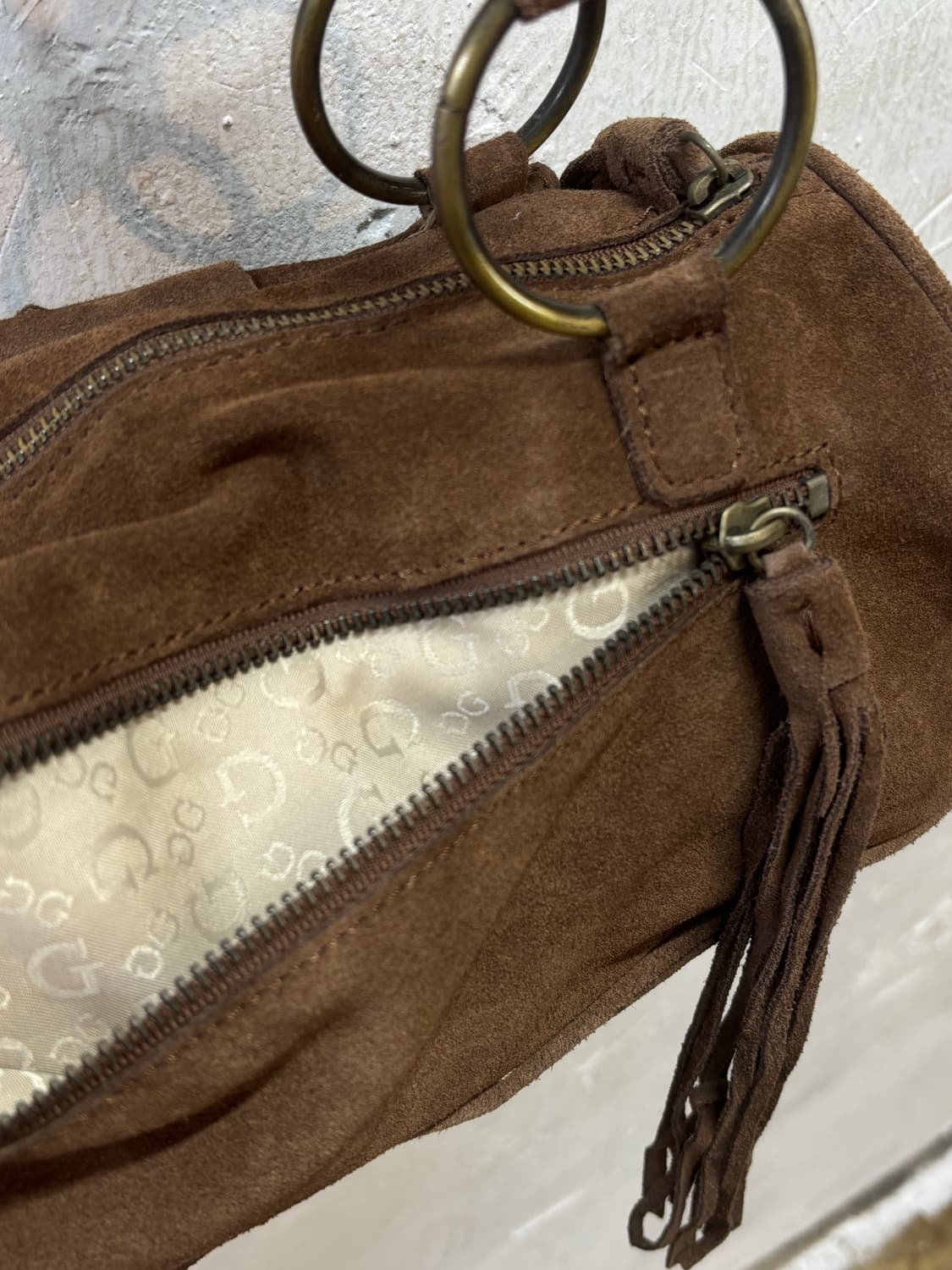 GUESS 빈티지 y2k 스웨이드 숄더백 상품이미지8