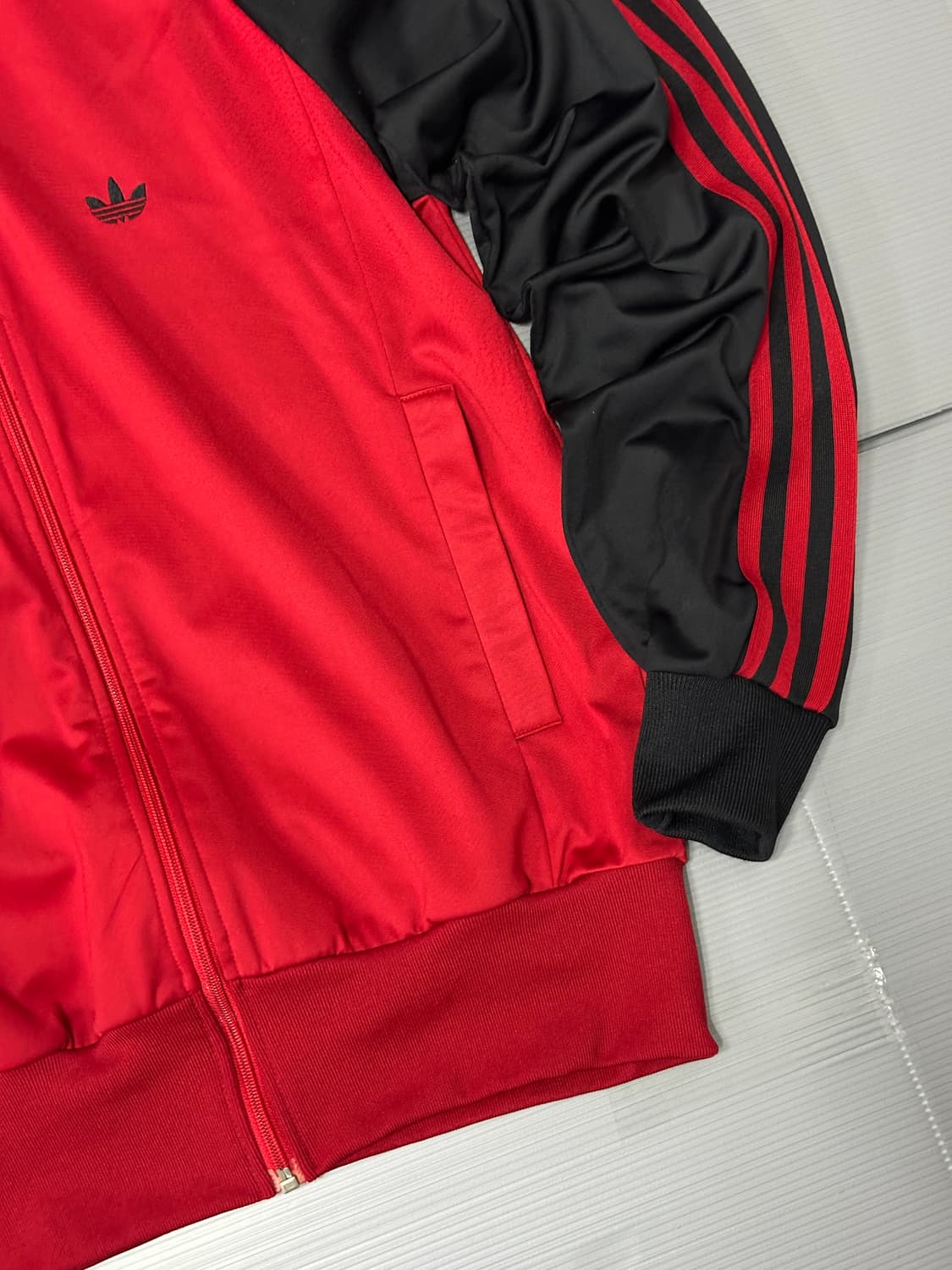 아디다스 캐나다 트랙탑 져지 검빨 L 상품이미지3