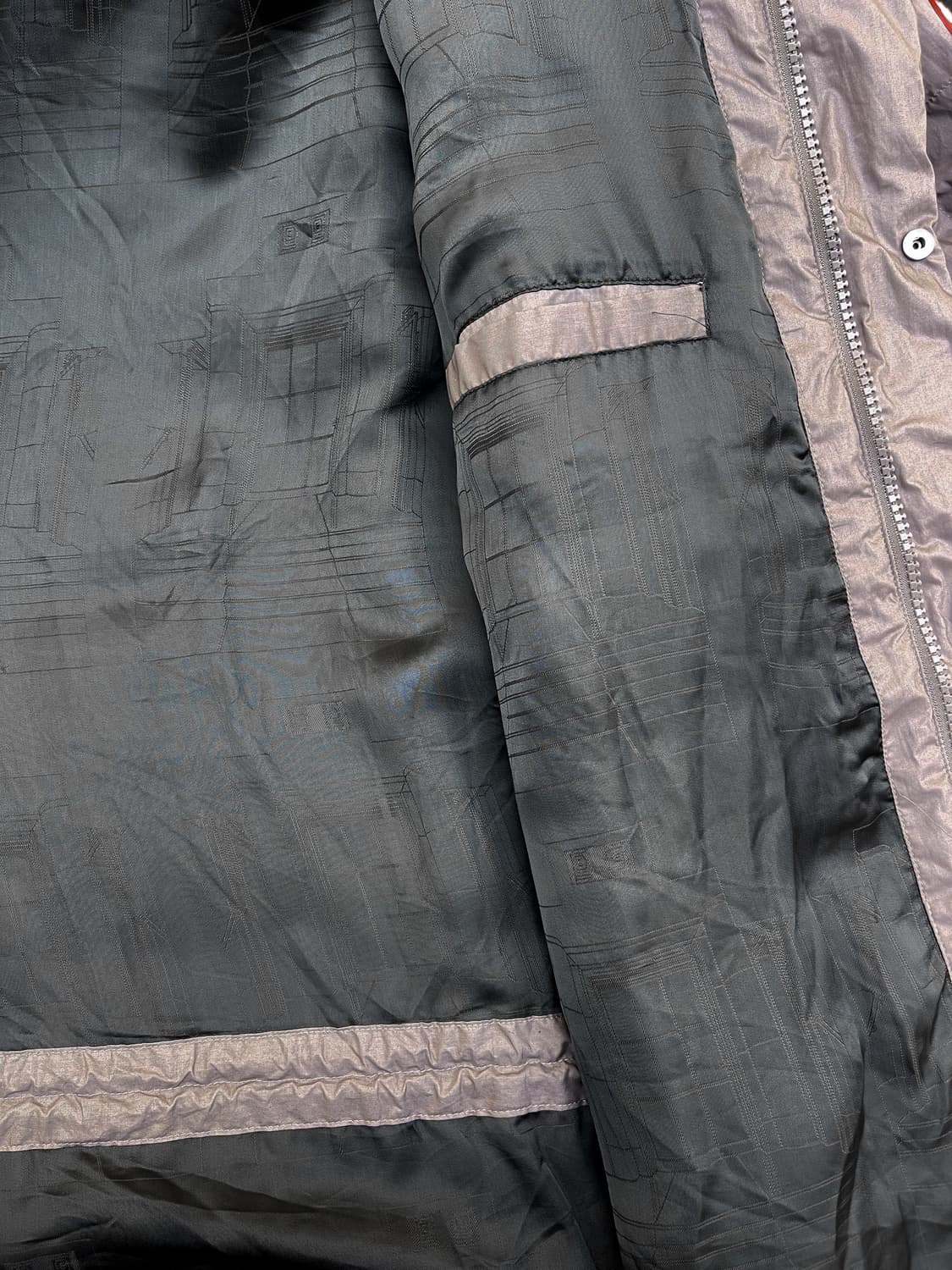 카브엠트 22fw 그리드 스티치 푸퍼 자켓 상품이미지6