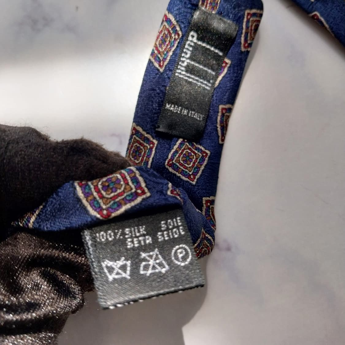 던힐 실크 네이비 기하 패턴 넥타이 9.1cm A등급 K2600 상품이미지8