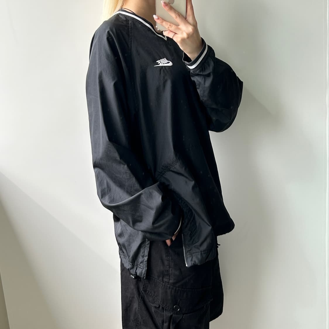 나이키 스우시로고 블랙 웜업 상품이미지2