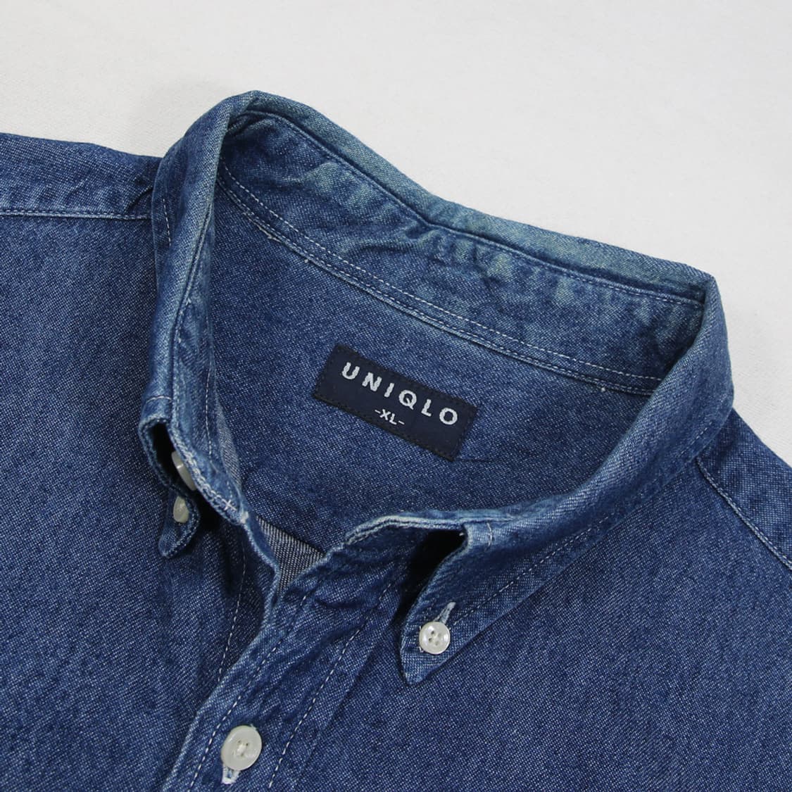 (착용컷) 유니클로 데님 셔츠 (남성용 105) 상품이미지5