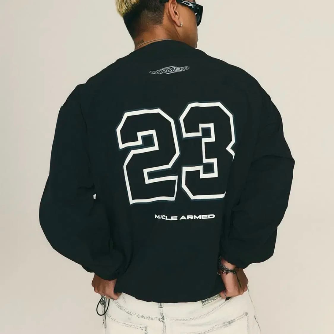 [머슬암드] 머슬암드 바람막이 맨투맨 우븐맨투맨 아노락 상품이미지2