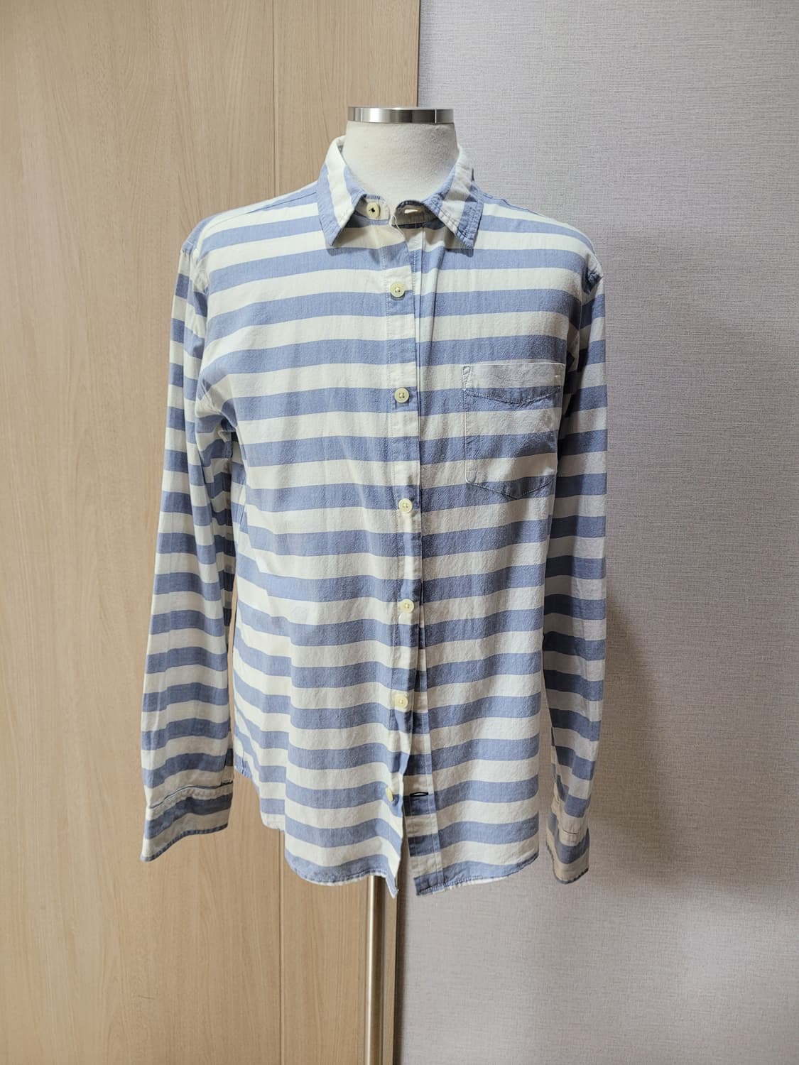 후아유 WHO.A.U 남자 스트라이프 셔츠 105 스카이블루 상품이미지1