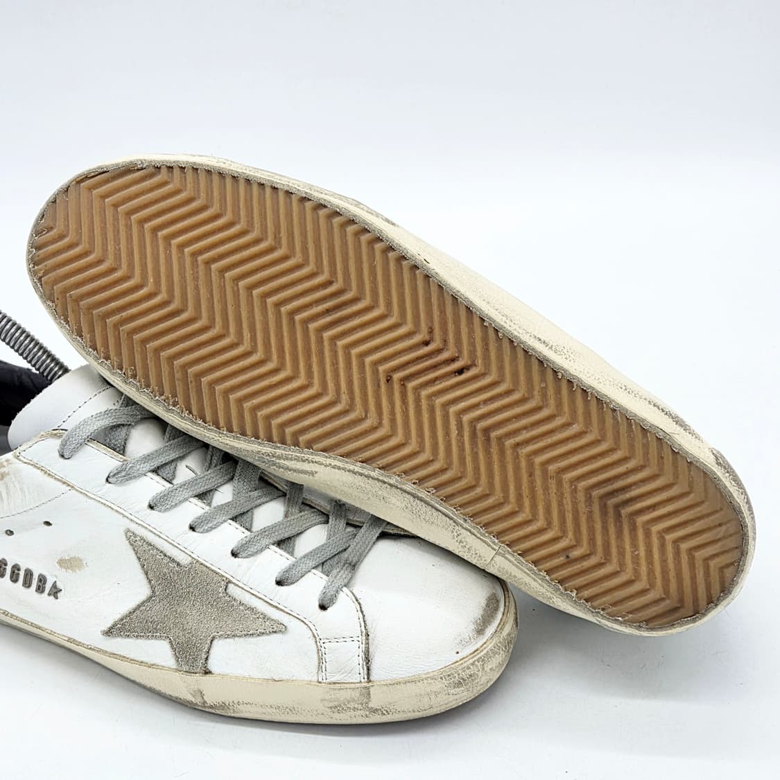  골든구스 슈퍼스타 화이트/블랙 (41)   상품이미지3