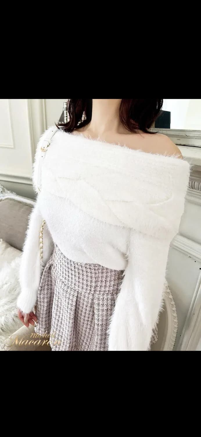 미셸마카롱 오프숄더 니트탑 상품이미지2