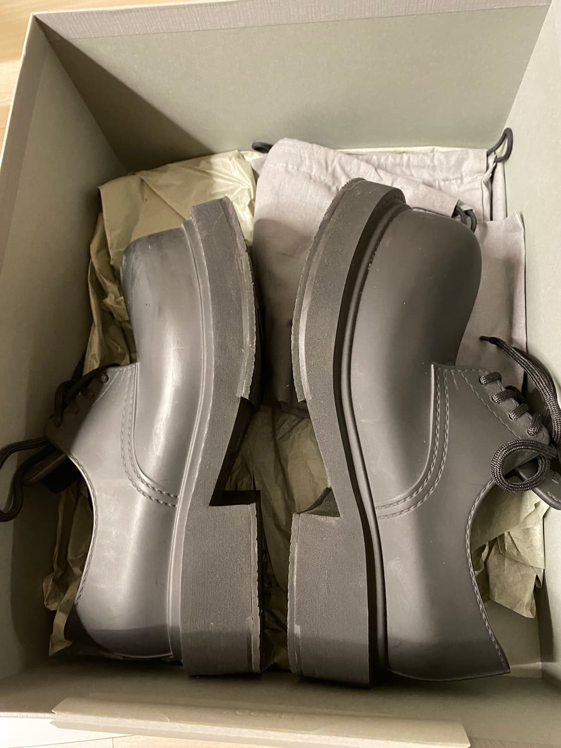 발렌시아가 스테로이드 더비 40 상품이미지3