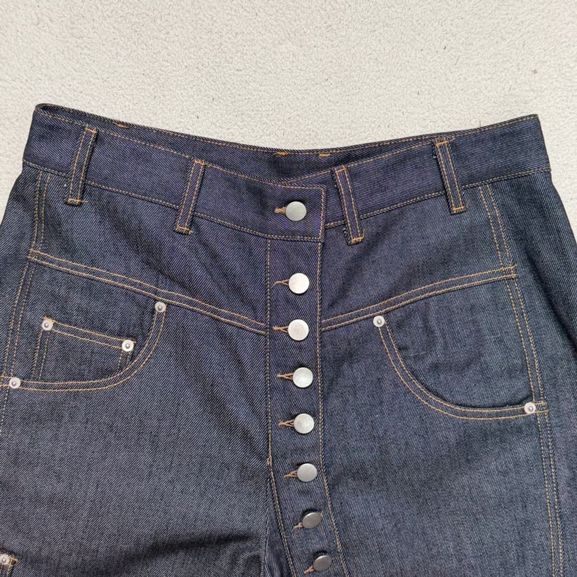 새상품 보세 사선 버튼 벨트 데님 카펜터 팬츠 블루 OS 상품이미지2