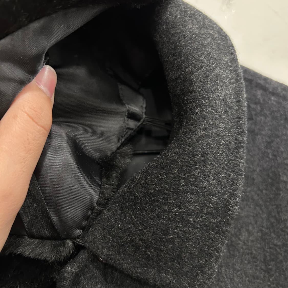 맨스타 울헤링본 밍크헤어 카라 집업 미니멀 자켓 상품이미지4