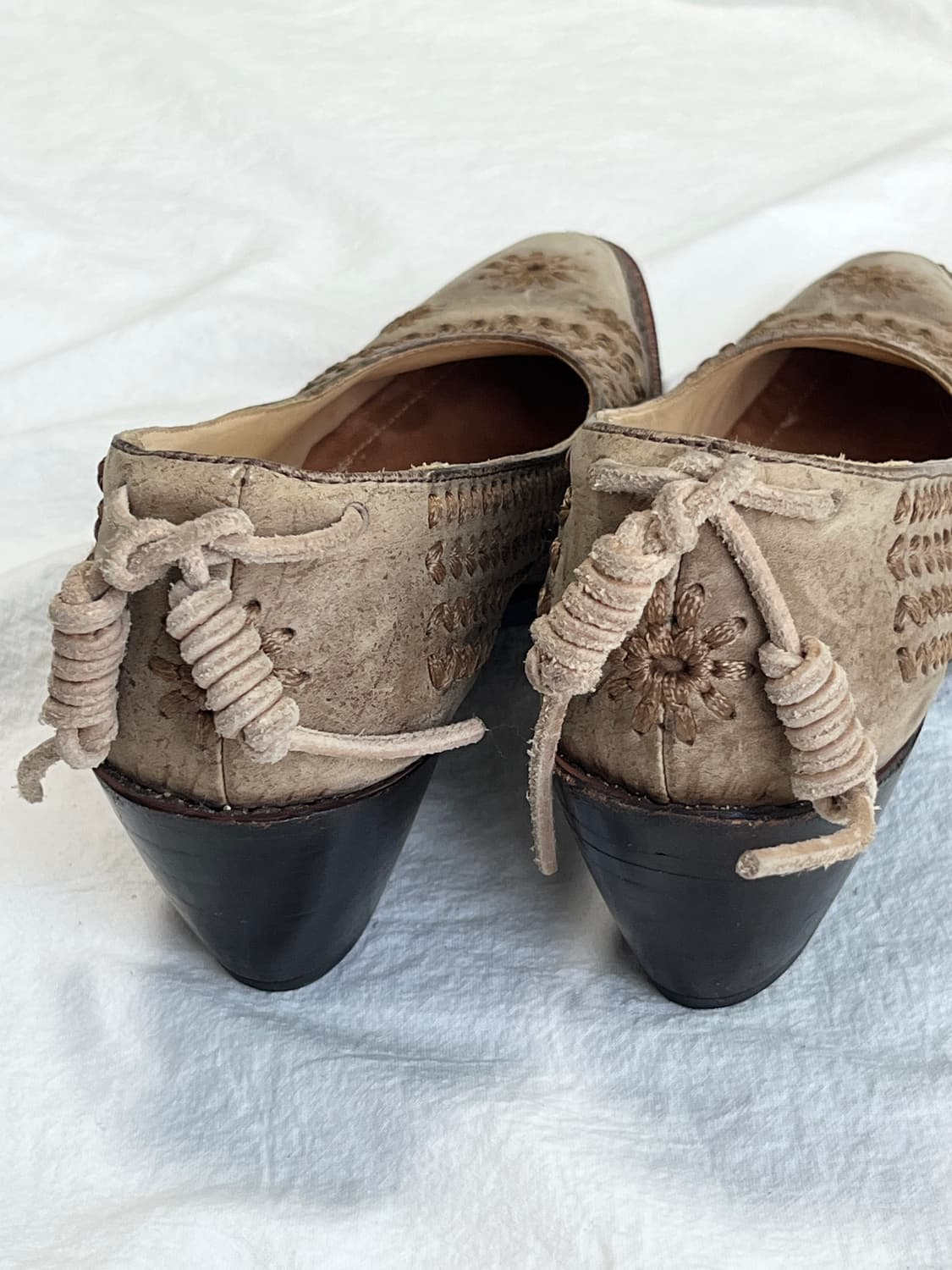 [36/245] 이세이미야케 HAAT 빈티지 펌프스 구두 상품이미지7