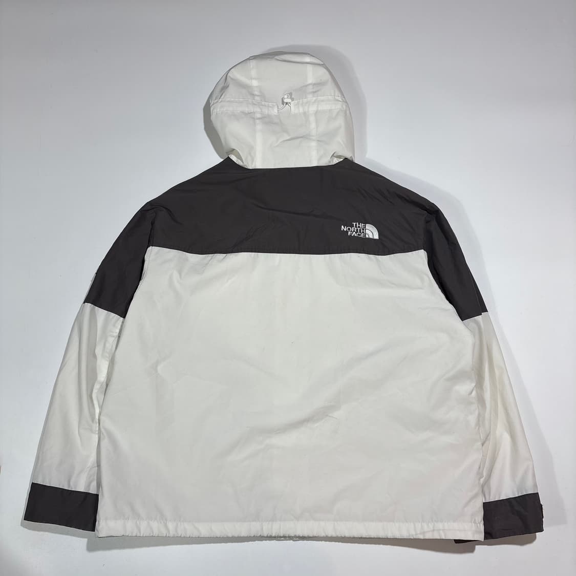노스페이스 아이보리 배색 아웃도어 자켓 상품이미지8