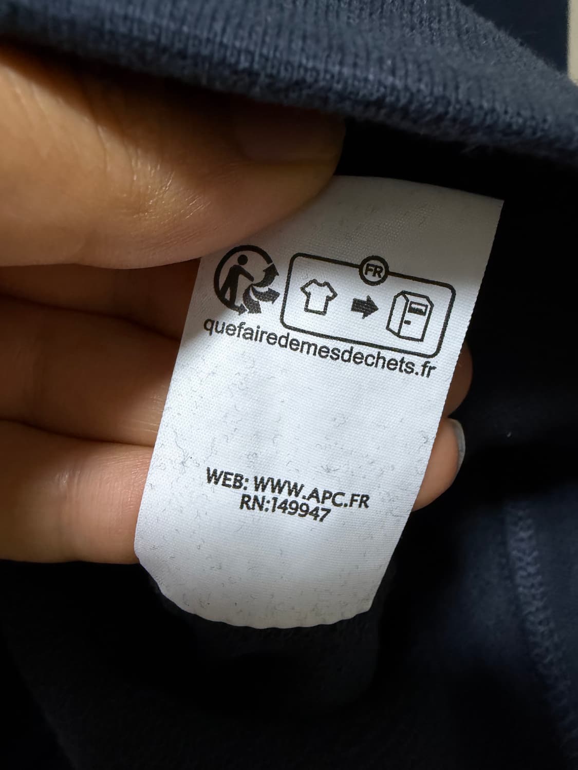 아페쎄 맨투맨 스몰 미착용 상품이미지3