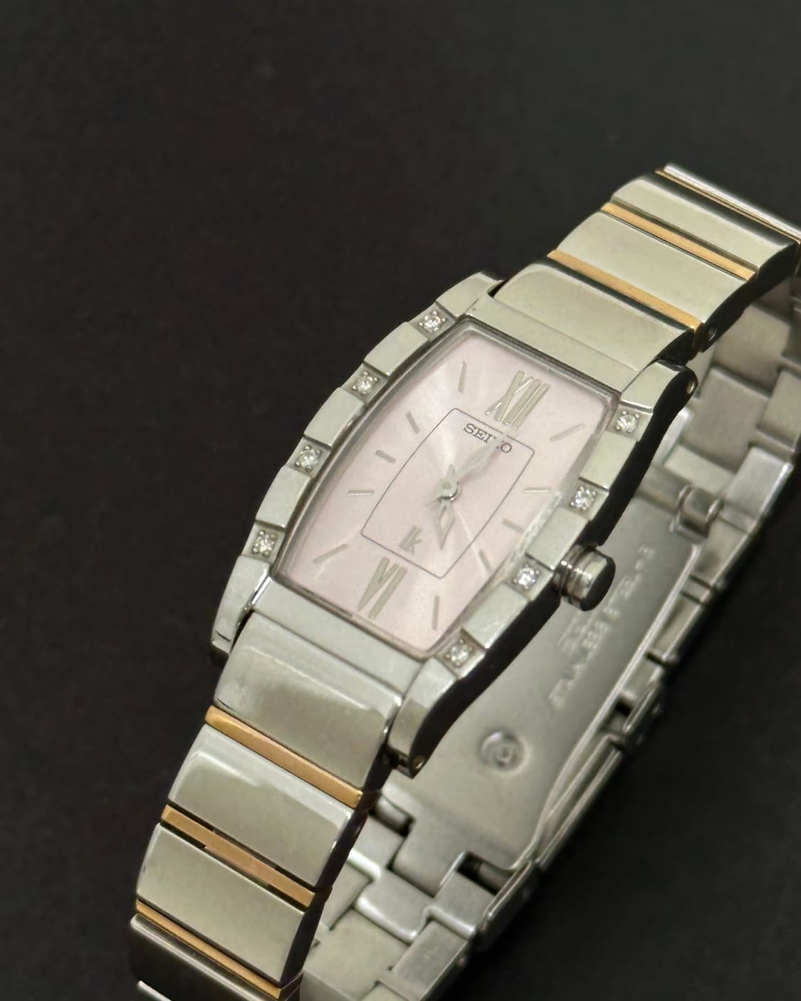 세이코 루키아 핑크 다이얼 큐빅 쿼츠 시계 상품이미지5