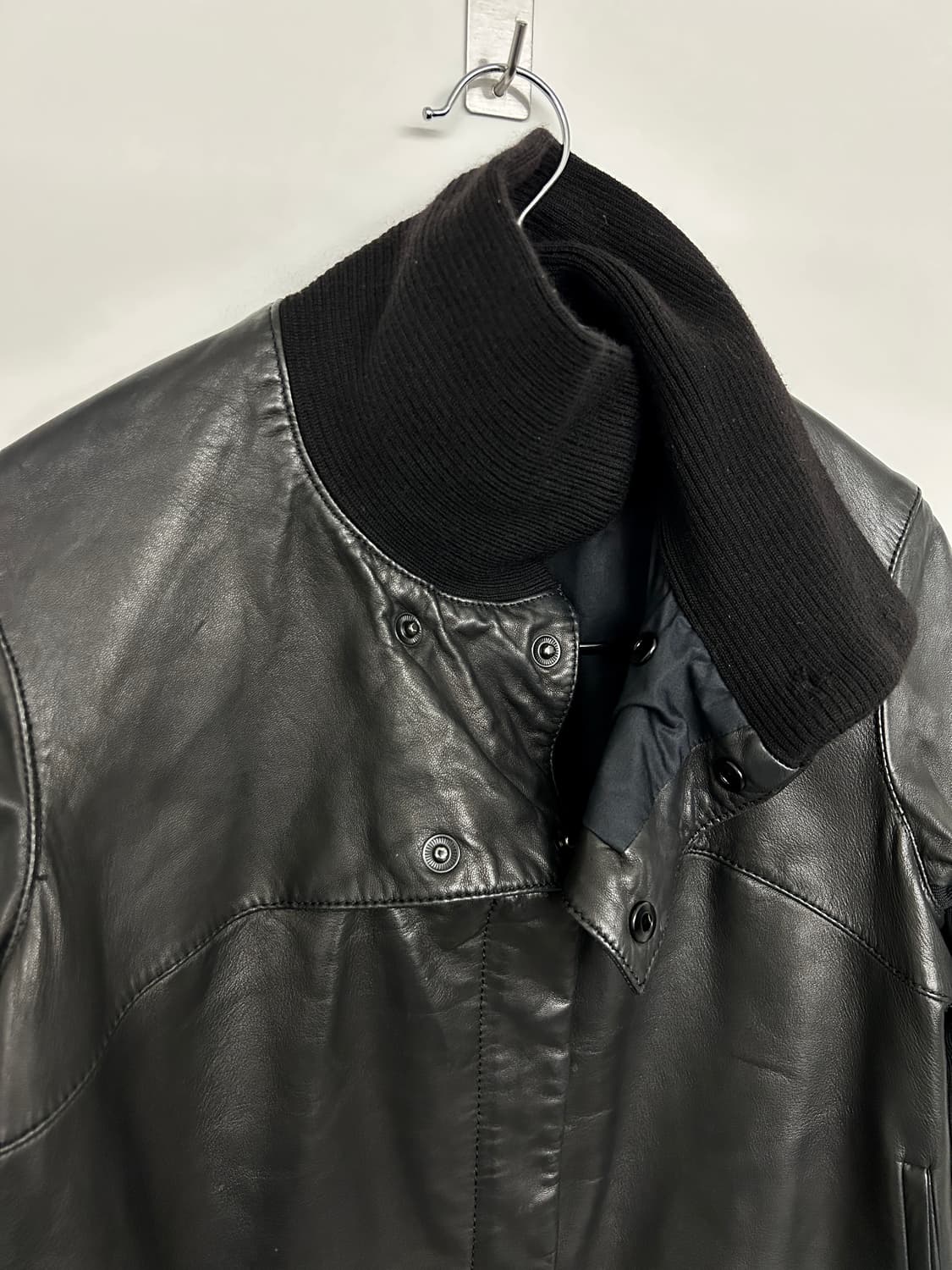 헬무트랭 코튼 하이넥 램스킨 자켓 상품이미지4