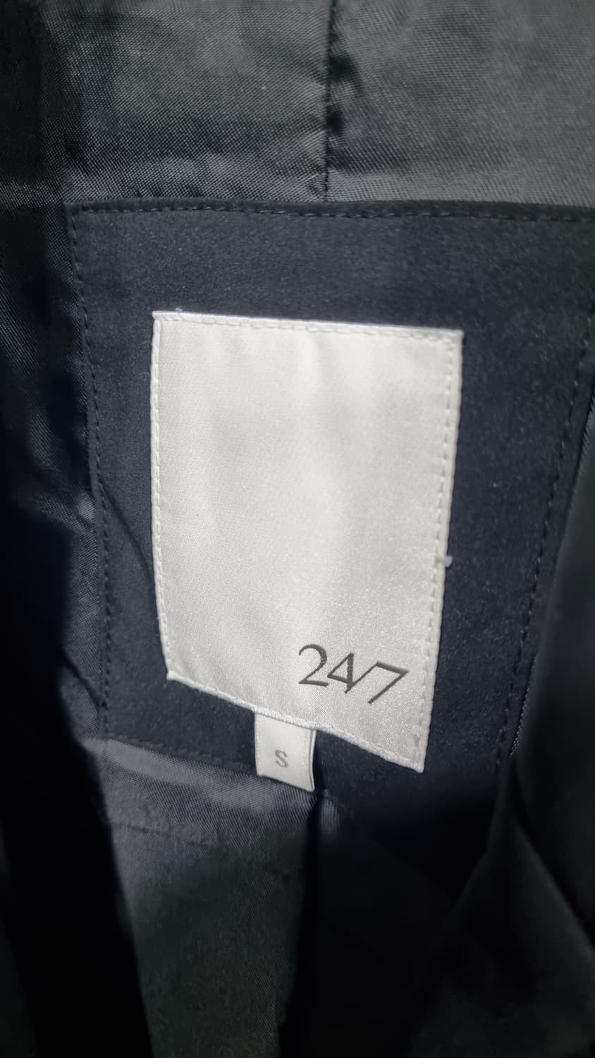 42/7 series (코오롱) 95~100 구스다운 남성용 윈터코트 상품이미지2