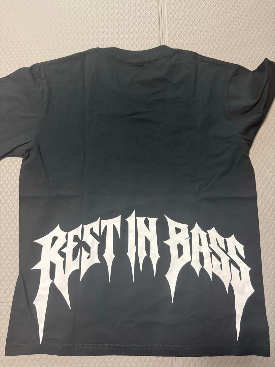 (S) Che 'rest in bass' molly 티  상품이미지2