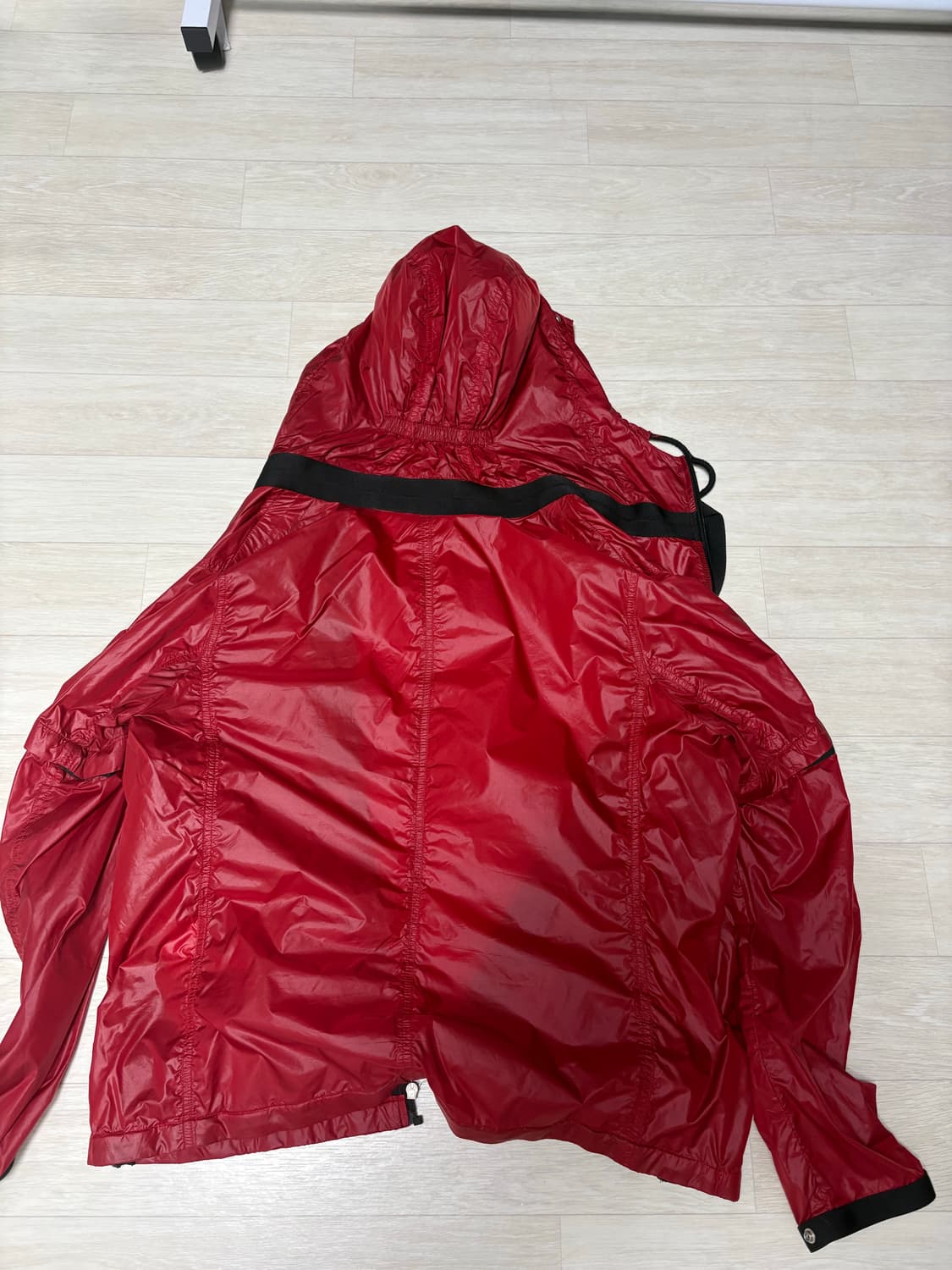 cp컴퍼니 바람막이 상품이미지2