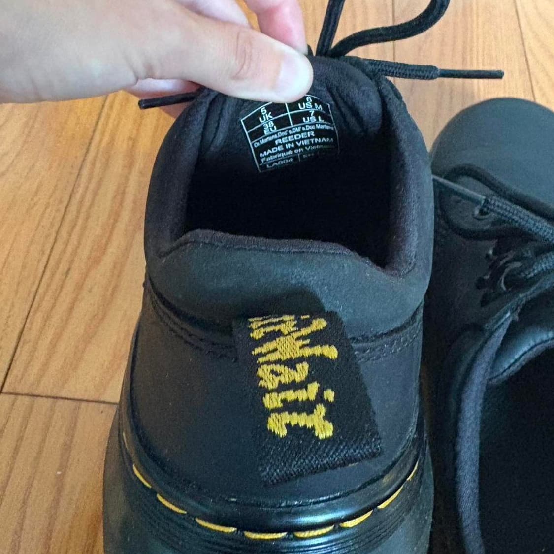 닥터마틴 리더 와이오밍 레더 유틸리티 슈즈 블랙 240 상품이미지6