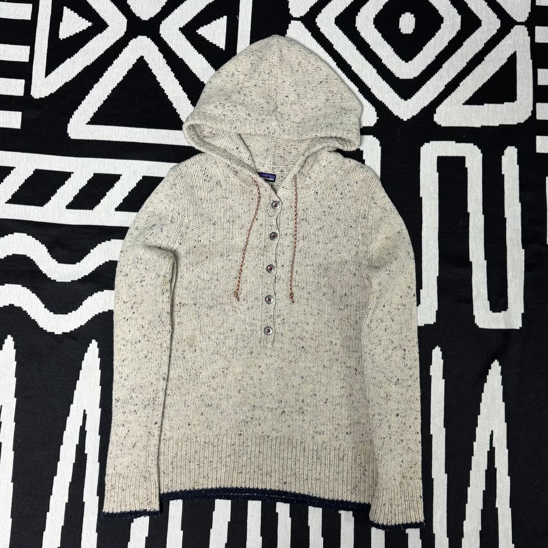 파타고니아 오트밀 메리노 울 후디 니트 L 상품이미지1