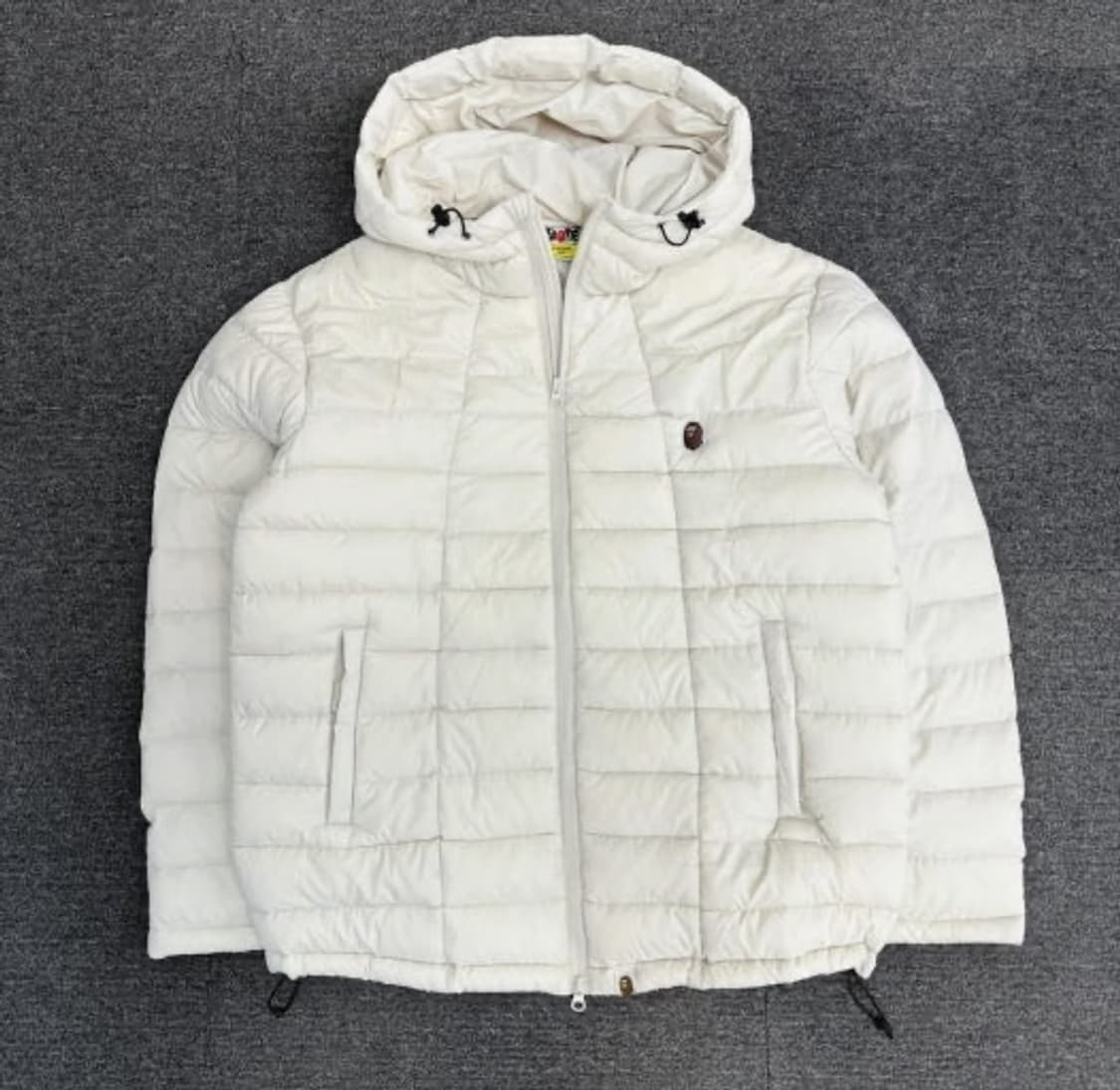 베이프 경량패딩 팔아요 상품이미지1