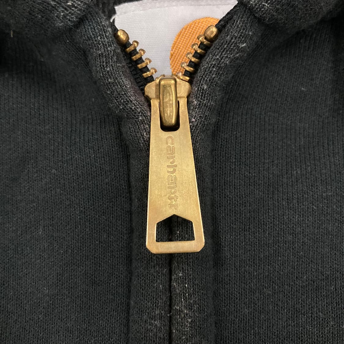 칼하트 박스 패치 로고 블랙 써멀 후드 집업 상품이미지4