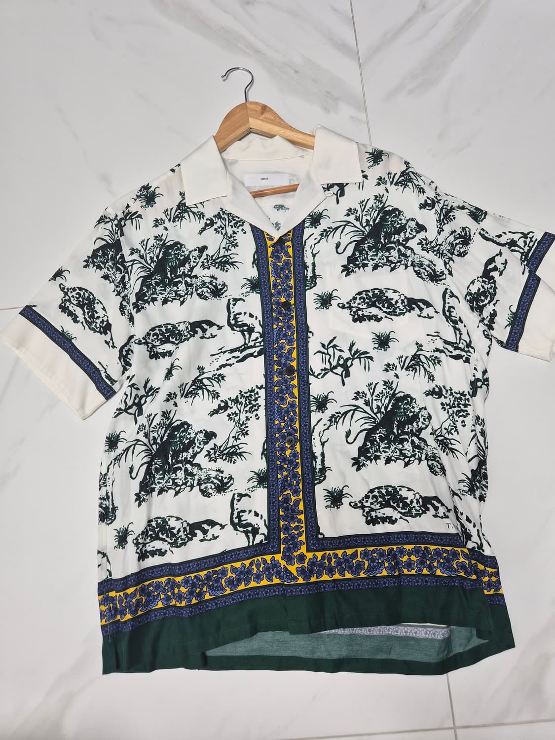 22ss 토가 비릴리스 오픈카라 셔츠 화이트 상품이미지2