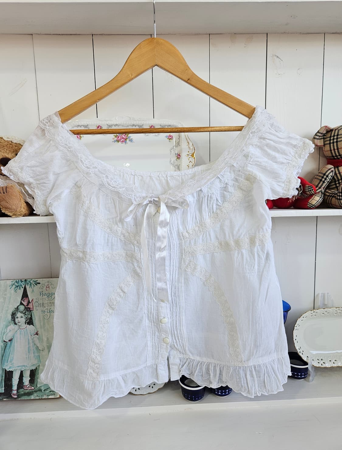 화이트 레이스 오프숄더 블라우스 상품이미지1