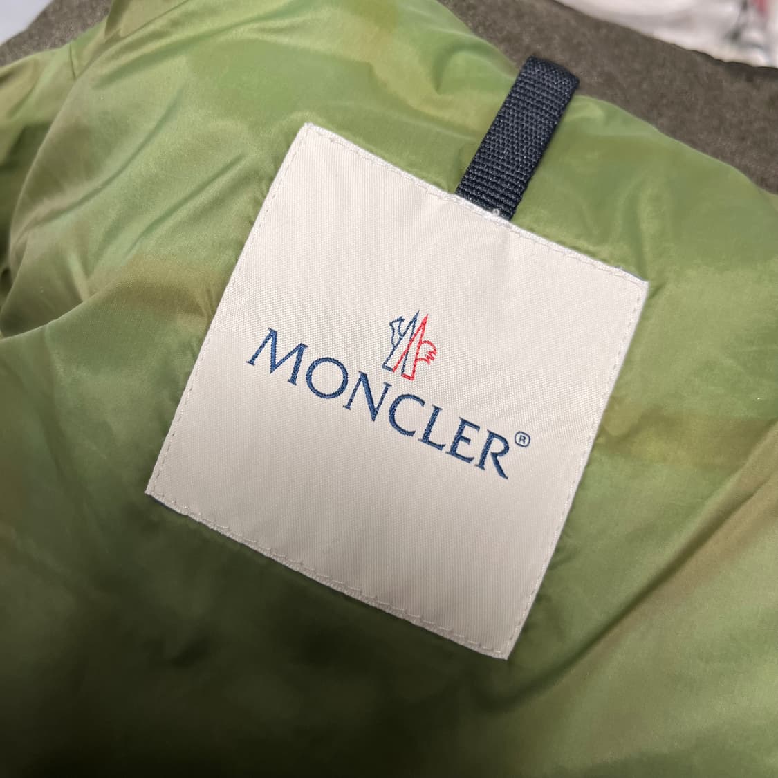 몽클레어 제이콥 다운 패딩 자켓  상품이미지2