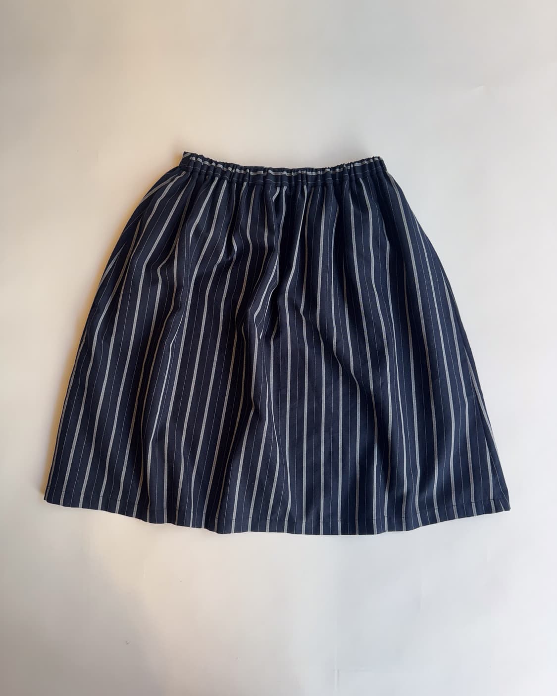 Navy Pinstripe Pleated Skirt 상품이미지2