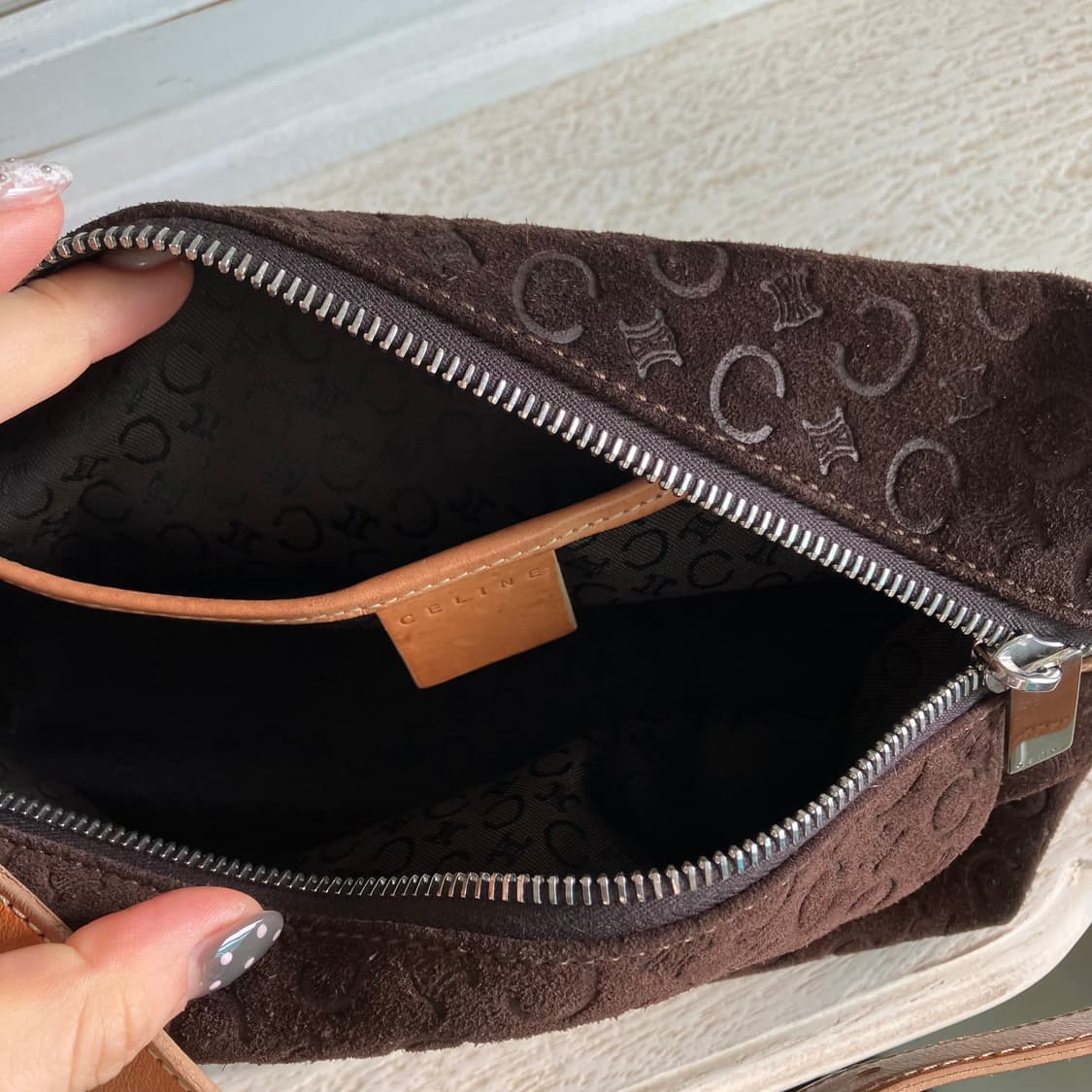 Celine 셀린느 마카담 스웨이드 미니 숄더백 상품이미지9