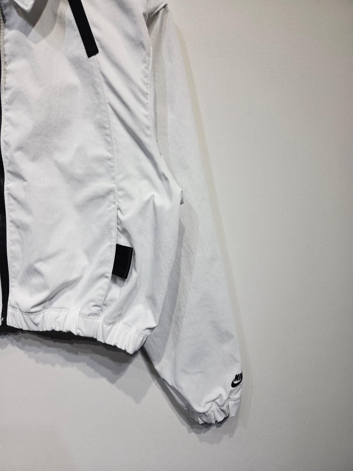 나이키(Nike) 테크팩 우븐 크롭 자켓 화이트 상품이미지5